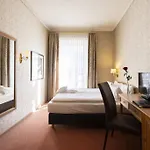 Grand Beau Rivage Hotel