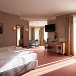Hotel Grand Beau Rivage 4*