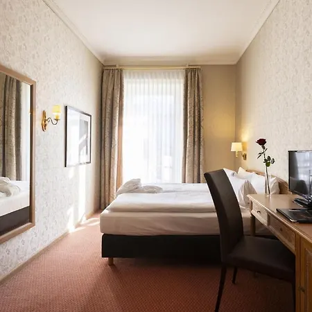 Grand Beau Rivage Hotel