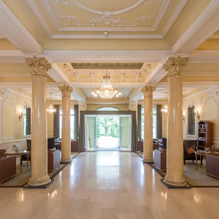 Отель Grand Beau Rivage