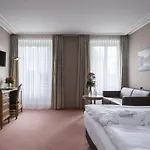 Hotel Grand Beau Rivage